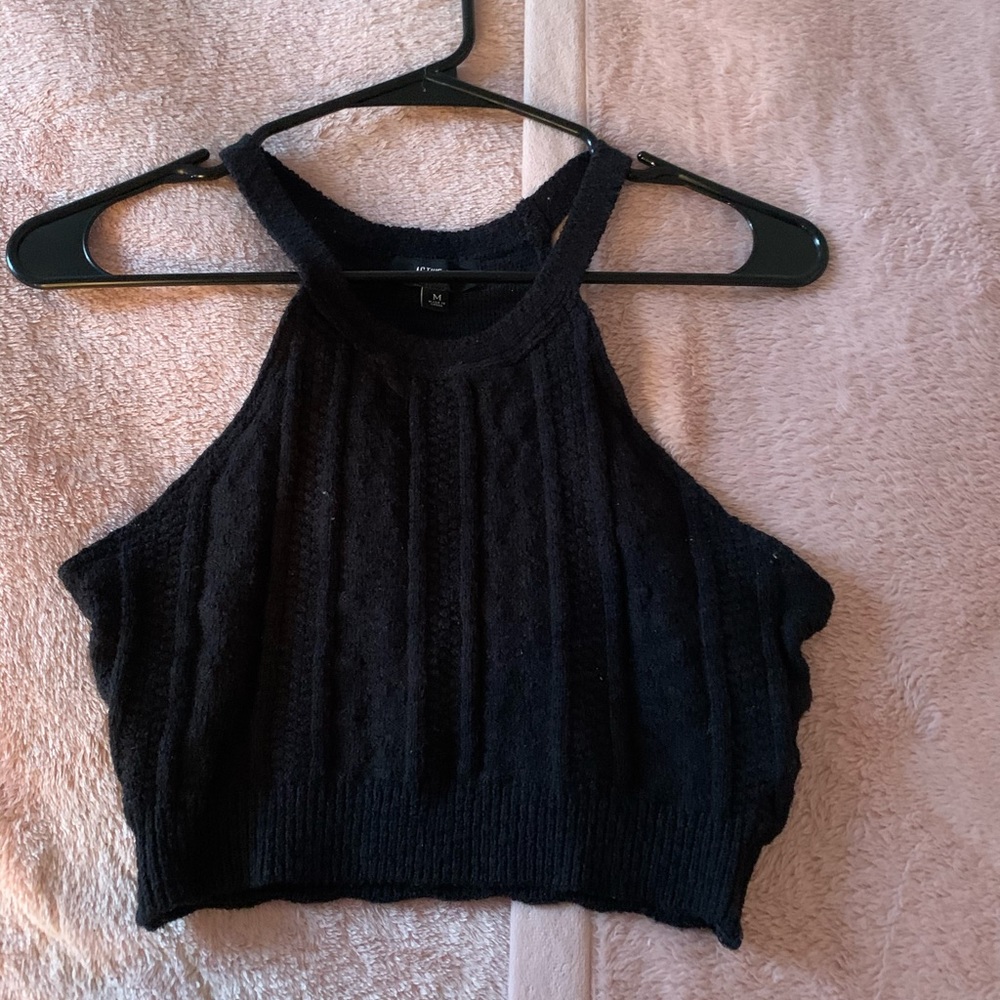 Halter neck crop top